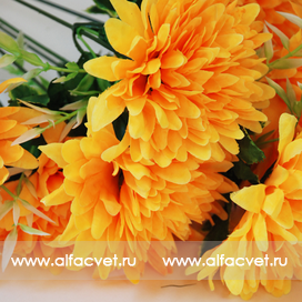 искусственные цветы хризантемы цвета светло-оранжевый 25