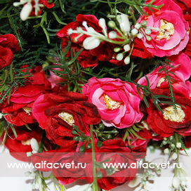 искусственные цветы букет роз цвета красный с розовым 42